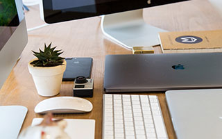 世界杯官方直播app-詹姆斯提前续约绝非担心未来，湖人反而大赚了一笔